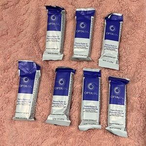 Optavia/ 7 fuelings/ Peanut Butter & Chocolate Chip Bar